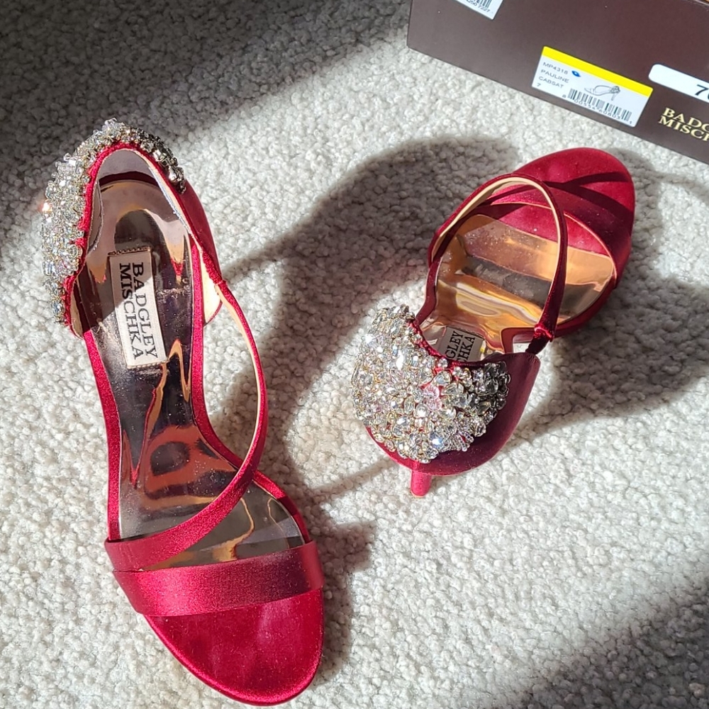 Badgley Mischka Burgundy Heels - 7